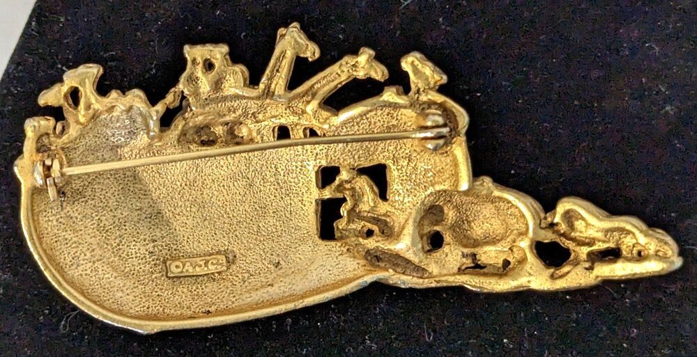 Noah's Ark Brooch - Picture 5 of 11